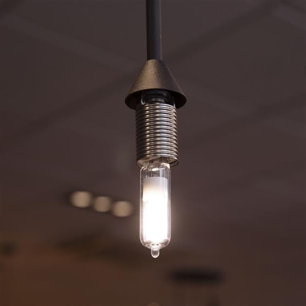 Image d&#39;une ampoule LED G9 en gros plan, montrant sa forme compacte.