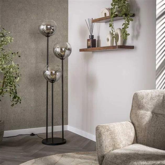 Lampadaire 3 Globes Non Allume