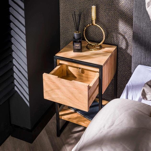 Table de chevet en bois avec étagère et cadre métallique noir