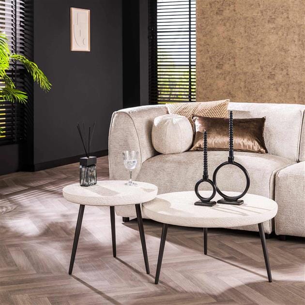 Table Basse Gigogne Marbre avec design élégant et plateau unique.