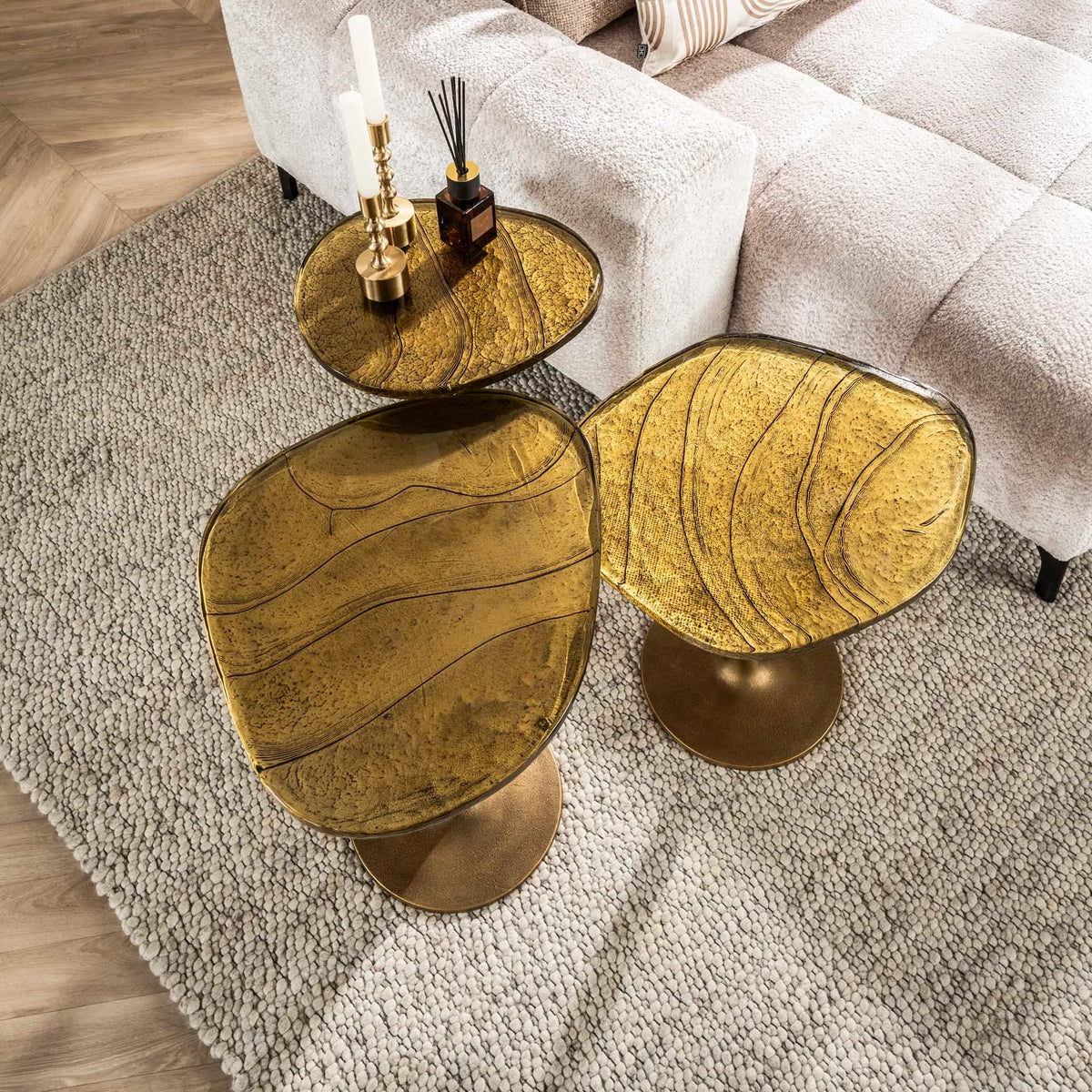 Table D&#39;Appoint Verre Et Metal Doree Vue Dessus