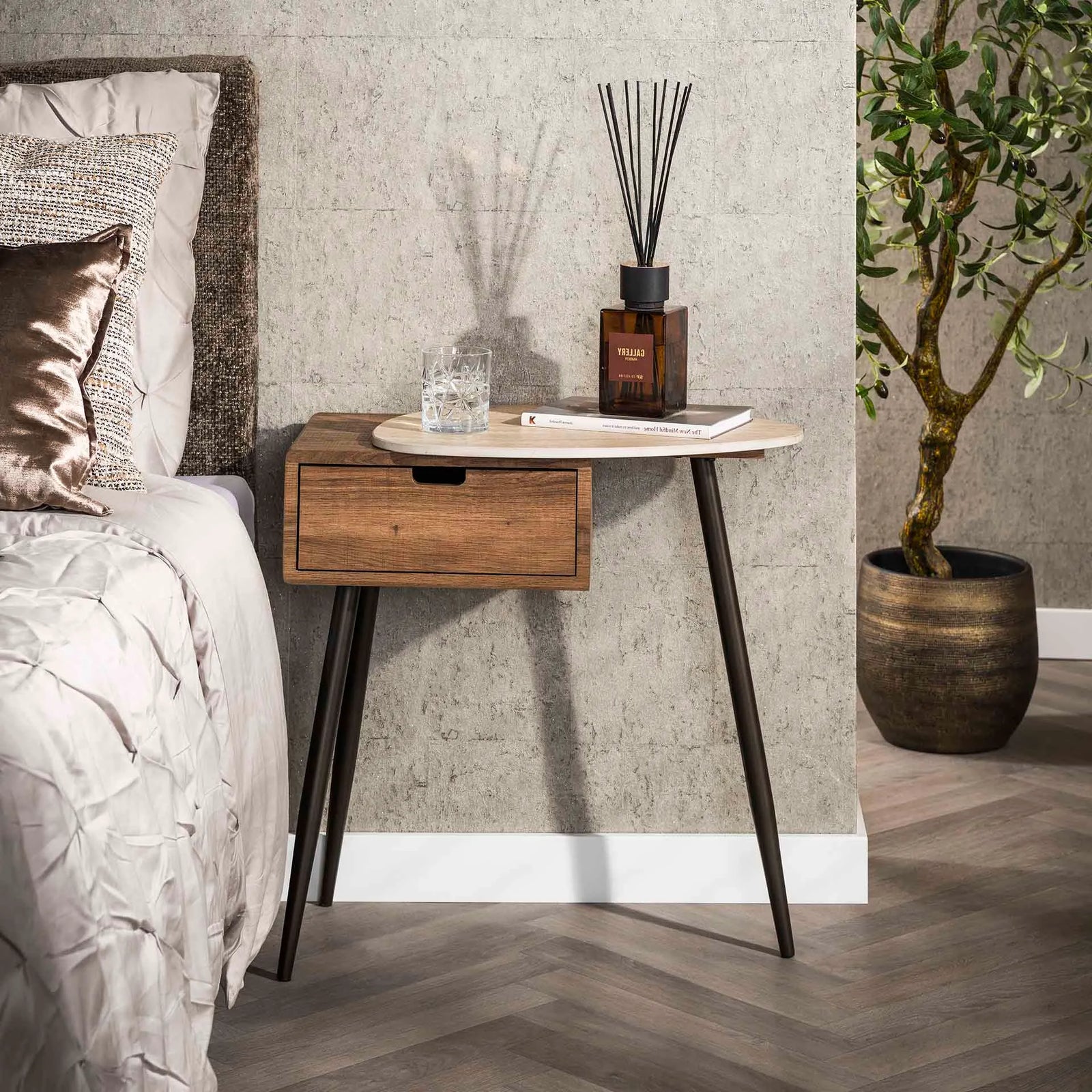 Table De Chevet Design En Bois