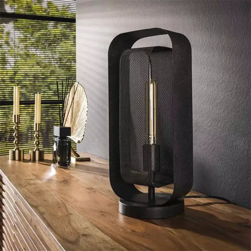 Lampe Indus  Une Fusion de Style 