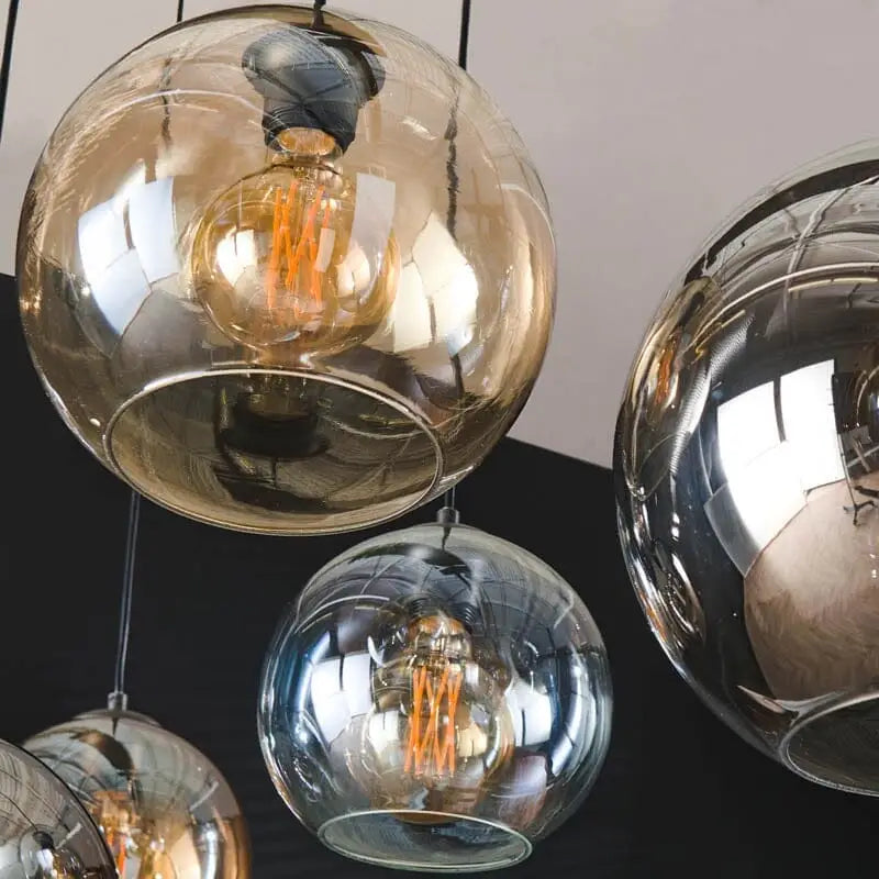 Abat-jour_en_verre_ambre_détails