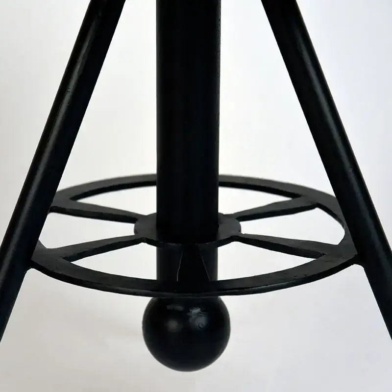 Table Basse Industrielle Ronde Trépied Métal 60x60 lyadesign 