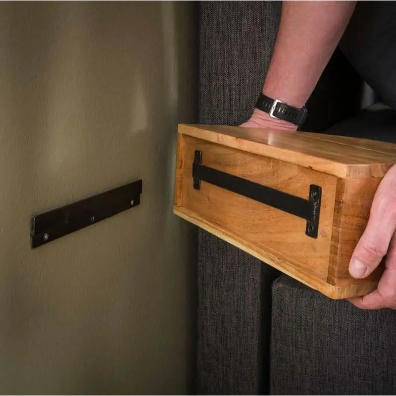 Table De Chevet Arrondie Suspendue