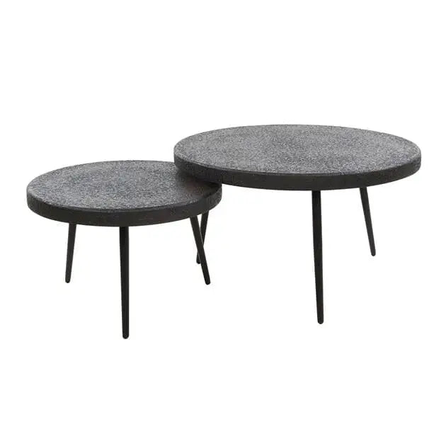 Set de tables gigognes avec finition métallique contemporaine