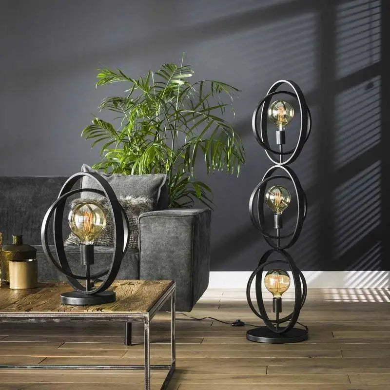 Lampe Vintage, architecte, industriel articulée coquillage en métal Lampe Vintage, architecte, industriel articulée coquillage en métal