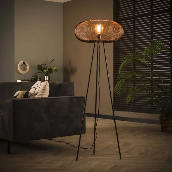 Lampe Sur Pied Style Industriel Saturne - lyadesign