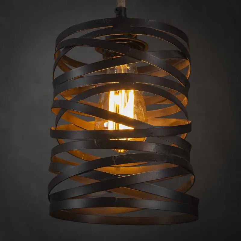Suspension industrielle métal twist 7 lampes lyadesign 