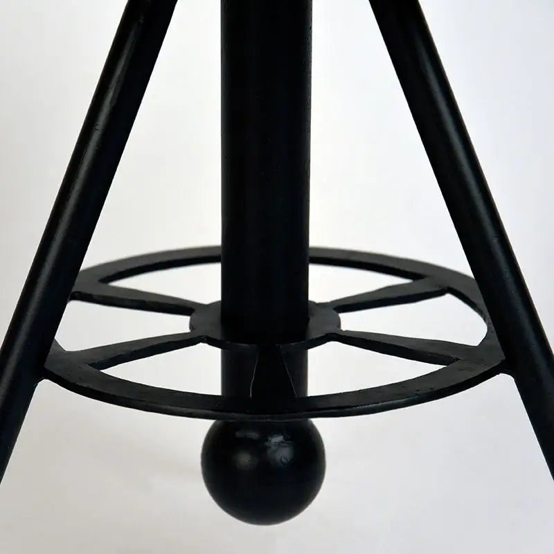 Table Basse Industrielle Ronde Trépied Métal 45x45 lyadesign 