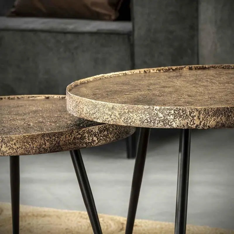 Table d&#39;appoint industrielle Bois recyclé rondes effet métal bords relevés lyadesign 